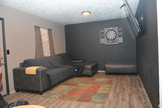 932 N 1250 ST, Tooele, UT 84074