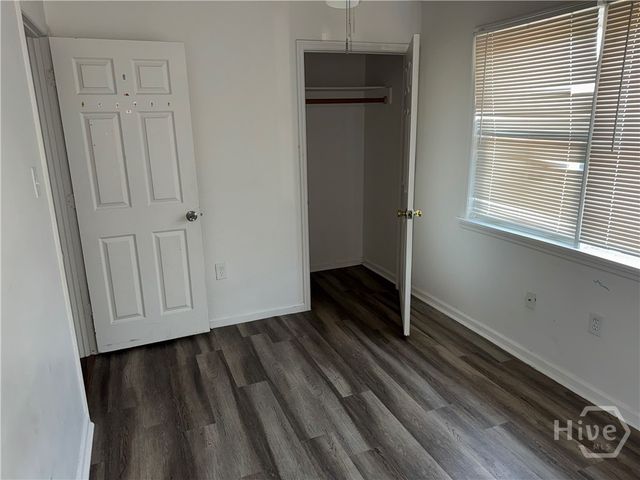 910 Staley Avenue, Savannah, GA 31405