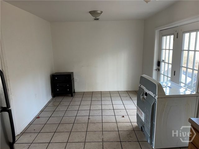 910 Staley Avenue, Savannah, GA 31405