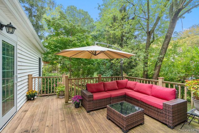 12 Chester Drive, Great Neck, NY 11021