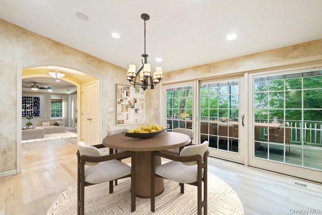 12 Chester Drive, Great Neck, NY 11021