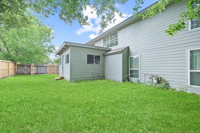 1823 Mandrill Lane, Houston, TX 77067