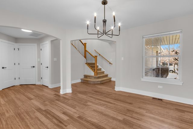 25653 S Bridle Path, Channahon, IL 60410