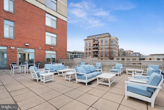 3600 S GLEBE RD #215W, Arlington, VA 22202