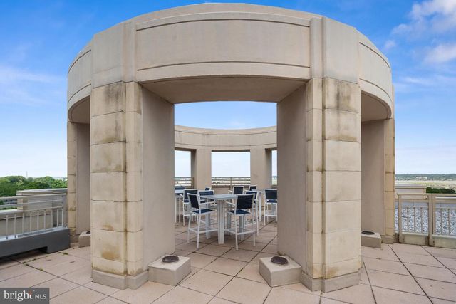 3600 S GLEBE RD #215W, Arlington, VA 22202