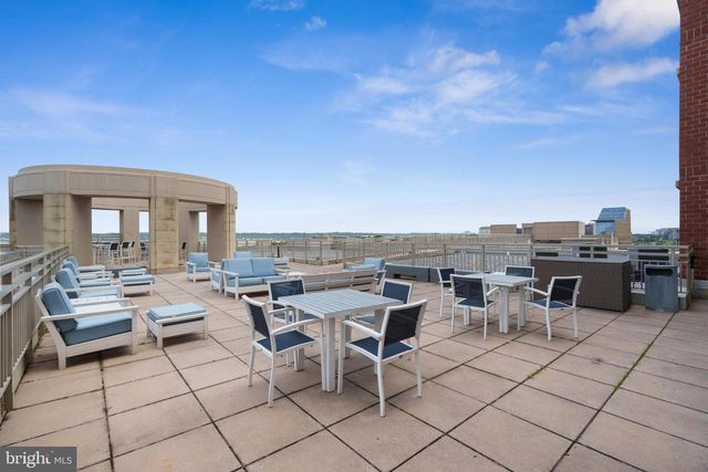 3600 S GLEBE RD #215W, Arlington, VA 22202