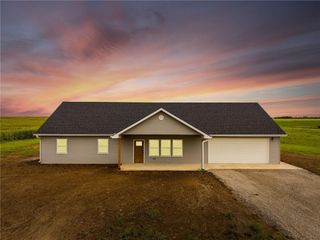 9340 SE 216th Street, Lathrop, MO 64465