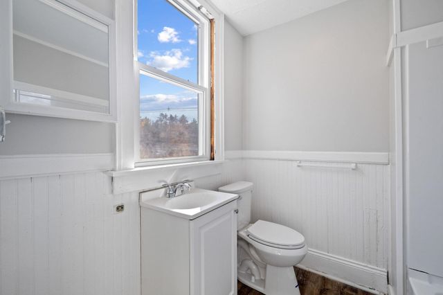 524 Sunapee Street, Newport, NH 03773