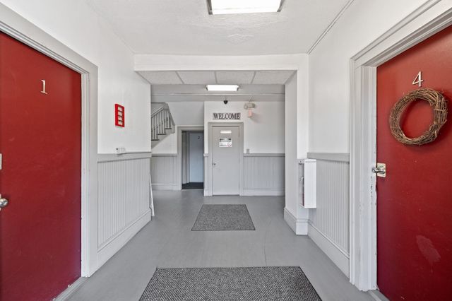 524 Sunapee Street, Newport, NH 03773