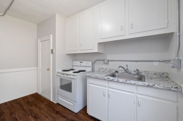 524 Sunapee Street, Newport, NH 03773