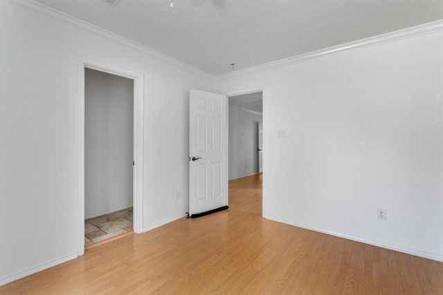 2710 E 3rd ST, Austin, TX 78702