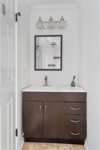 2710 E 3rd ST, Austin, TX 78702