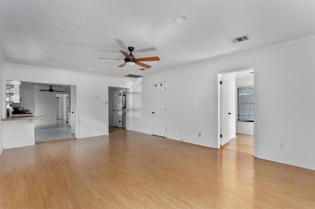 2710 E 3rd ST, Austin, TX 78702