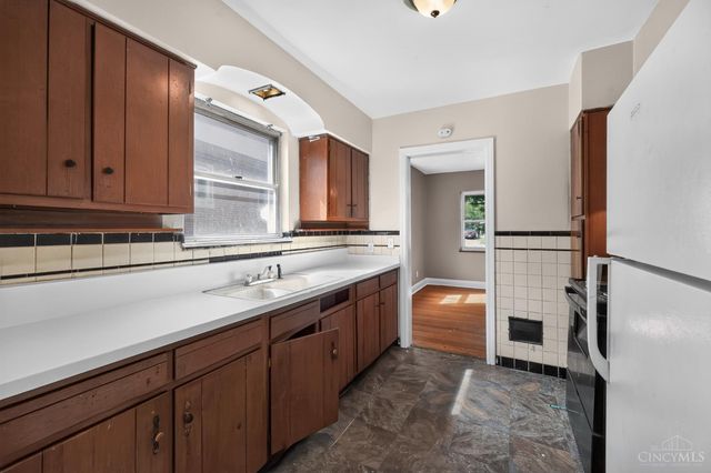 3315 Queen City Avenue, Cincinnati, OH 45238