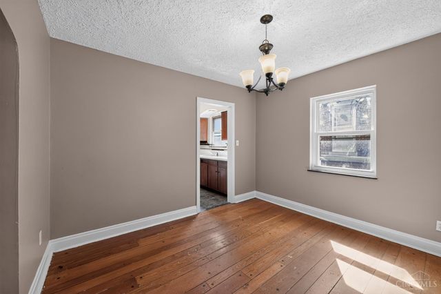 3315 Queen City Avenue, Cincinnati, OH 45238