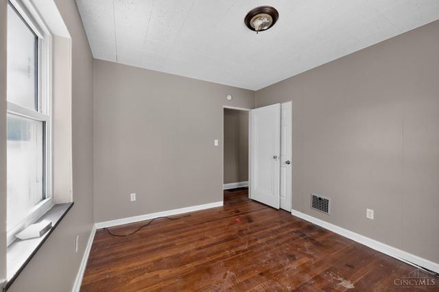 3315 Queen City Avenue, Cincinnati, OH 45238