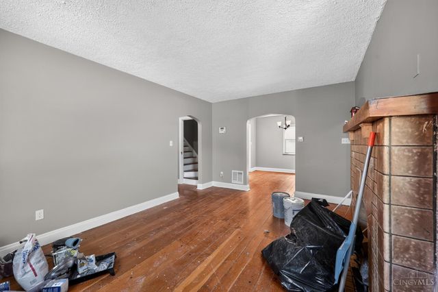 3315 Queen City Avenue, Cincinnati, OH 45238