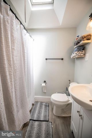 807 OAKWOOD DR, Glenolden, PA 19036