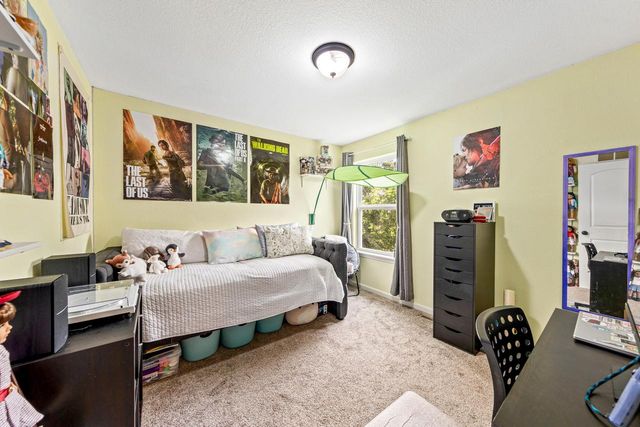 W206N16377 Marshland DRIVE, Jackson, WI 53037