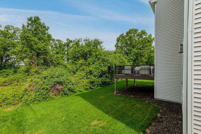 W206N16377 Marshland DRIVE, Jackson, WI 53037