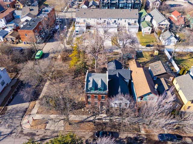 1356 Labrosse Street, Detroit, MI 48226