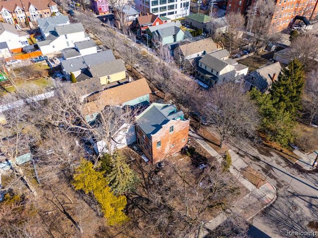 1356 Labrosse Street, Detroit, MI 48226
