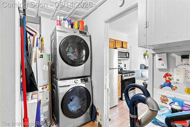 2190 Mapledale Street, Ferndale, MI 48220