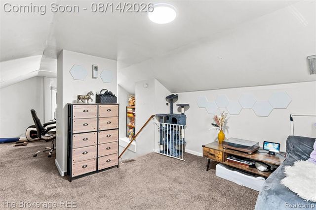 2190 Mapledale Street, Ferndale, MI 48220