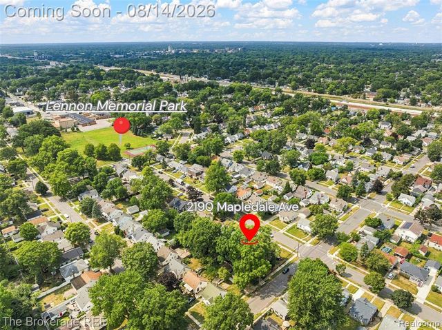 2190 Mapledale Street, Ferndale, MI 48220