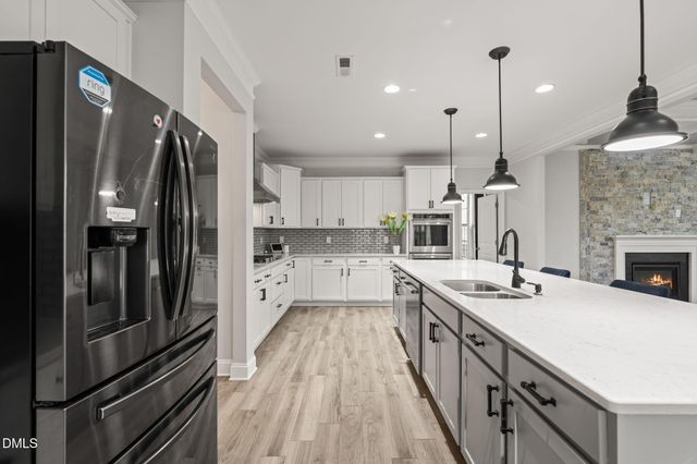 27 Needham Lane, Clayton, NC 27527