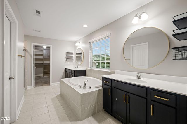27 Needham Lane, Clayton, NC 27527