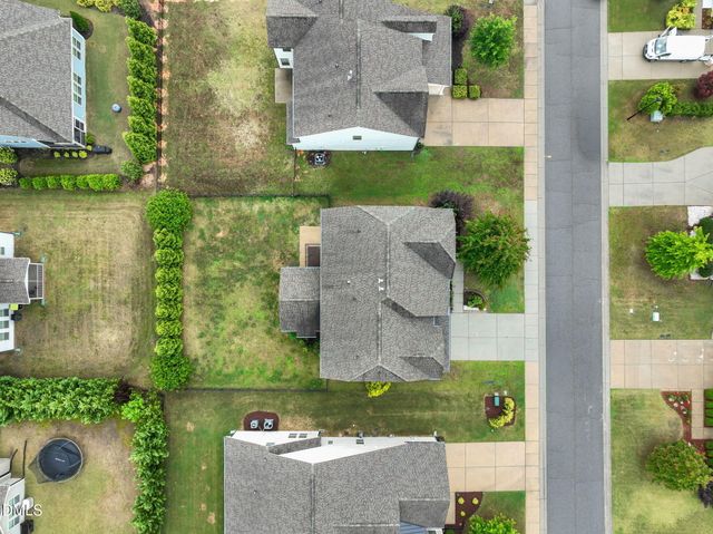 27 Needham Lane, Clayton, NC 27527
