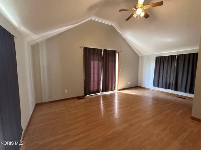 4120 Waltham Road, Northwood, OH 43619