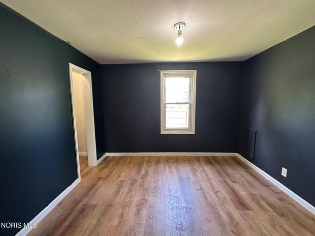 4120 Waltham Road, Northwood, OH 43619