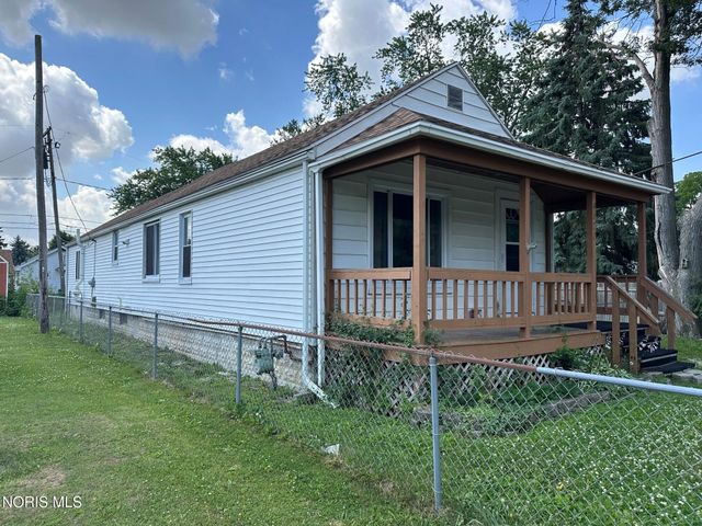 4120 Waltham Road, Northwood, OH 43619
