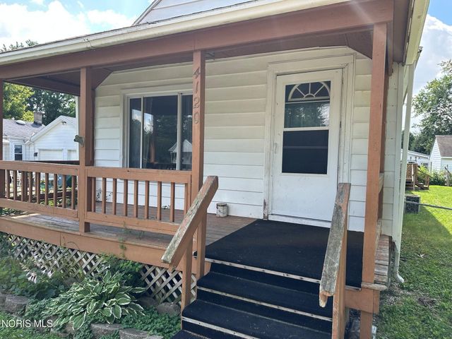4120 Waltham Road, Northwood, OH 43619