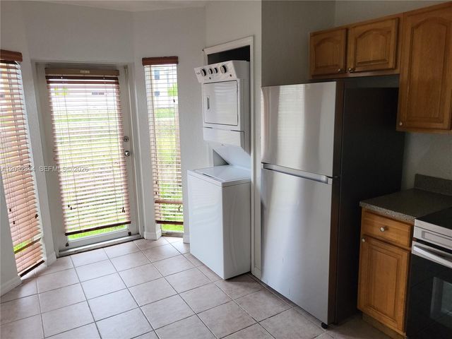31 NE 13th Ave 5, Homestead, FL 33033