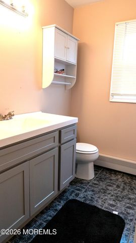 484 Woodhaven Boulevard SE, Bayville, NJ 08721