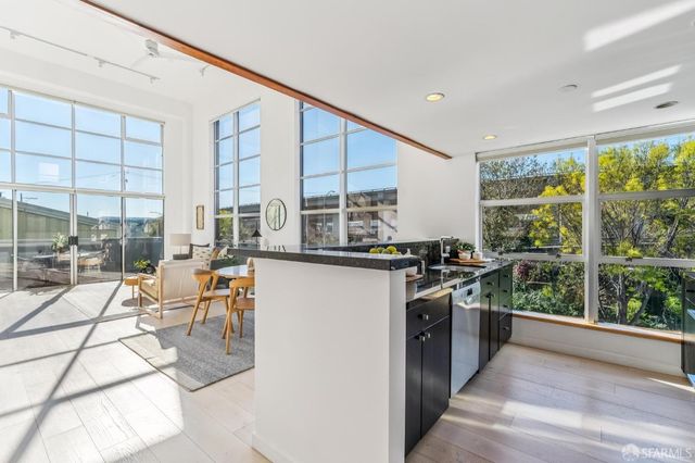 1325 Indiana Street 201, San Francisco, CA 94107