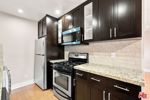 3131 S Canfield Avenue 107, Los Angeles, CA 90034