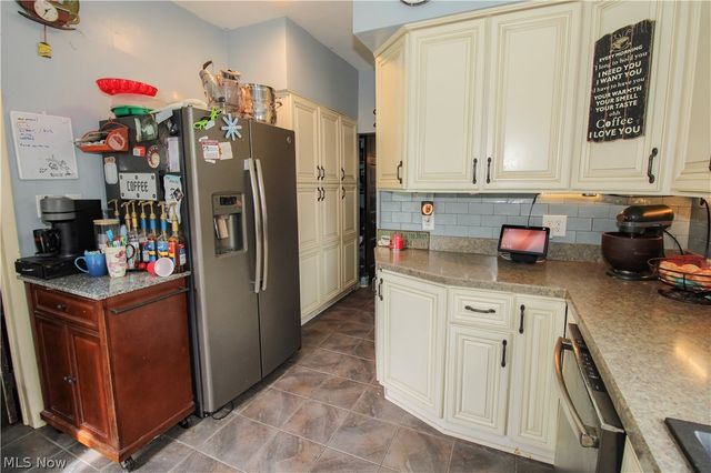4040 Broadway, Lorain, OH 44052