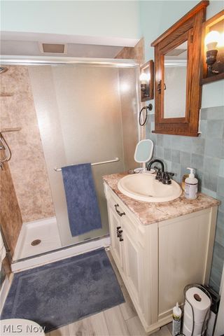 4040 Broadway, Lorain, OH 44052