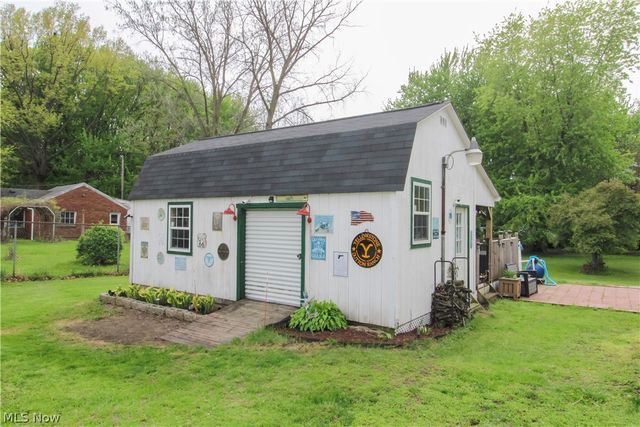 4040 Broadway, Lorain, OH 44052
