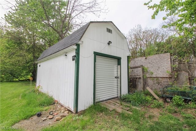 4040 Broadway, Lorain, OH 44052