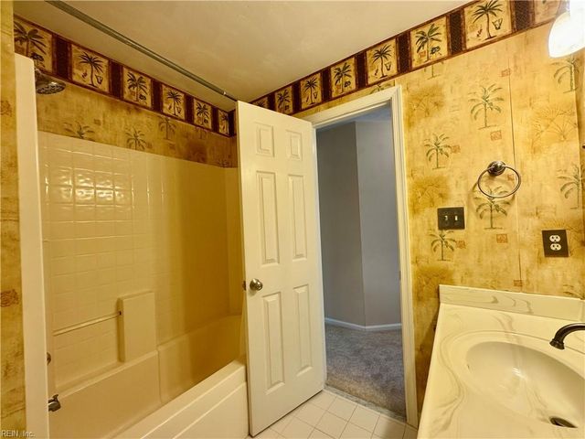 9491 Mooring DR, Norfolk, VA 23518