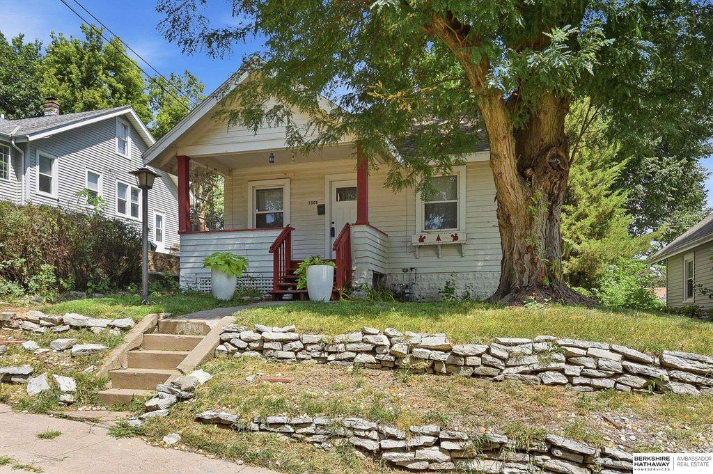 5508 Hickory Street, Omaha, NE 68106