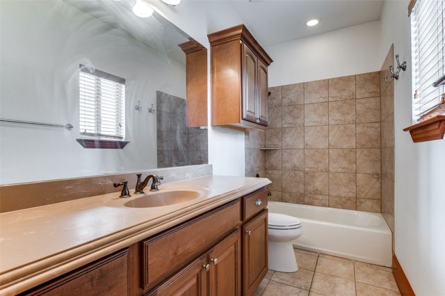 4617 Kaitlyn Lane, Grapevine, TX 76051