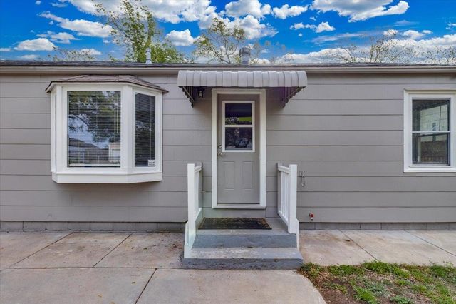 1338 S Ida Ave, Wichita, KS 67211