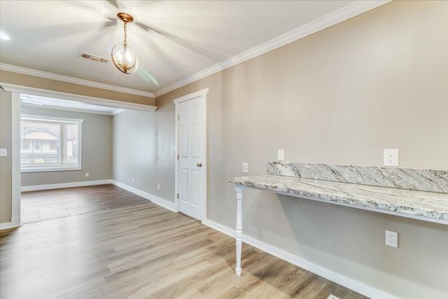 1338 S Ida Ave, Wichita, KS 67211