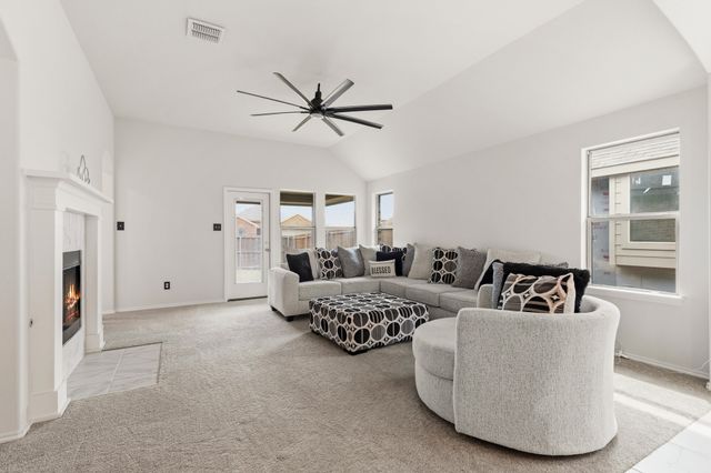 908 Madeline Lane, Cleburne, TX 76033